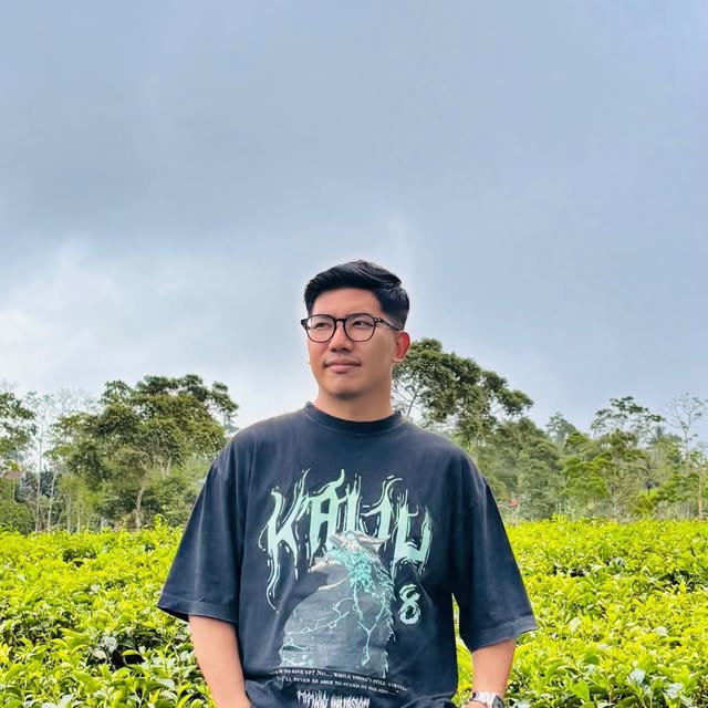 Postingan membahas satu pengaturan penting di Hermes Agent yang membuat agent bisa mengingat pengguna, proyek, dan percakapan sebelumnya — bukan lupa di setiap sesi baru.